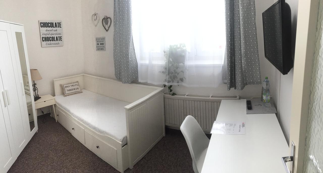 Penzion Ema B&B Prostějov Quarto foto